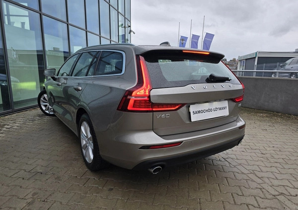 Volvo V60 cena 137900 przebieg: 35678, rok produkcji 2021 z Sierpc małe 407